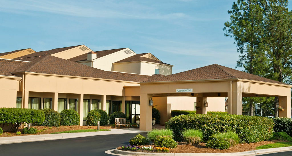 Courtyard By Marriott Greensboro Esterno foto